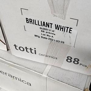 Brilliant White - Totti alt-1 view