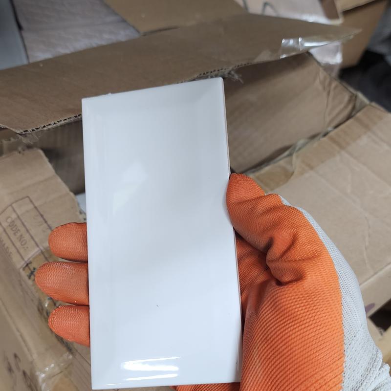 Chess Arctic White (Bevelled)  - TGT