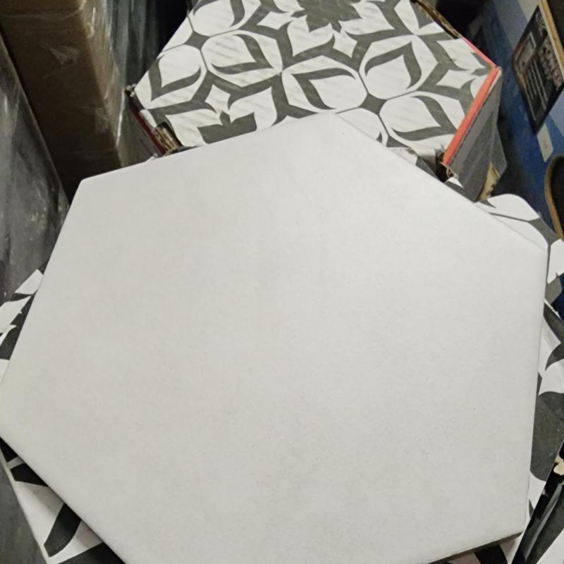 Primary Image of Form Ivory Hexagon - 