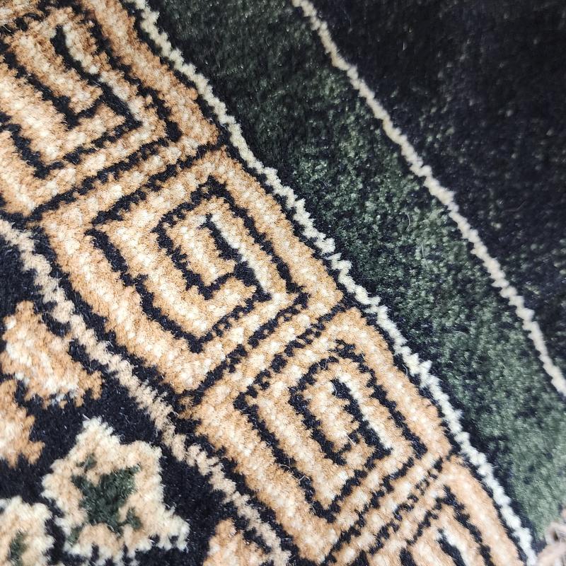 Green/Beige